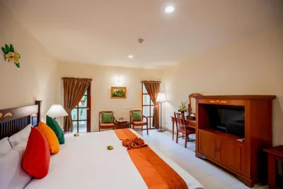 Habitación Superior doble o con 2 camas individuales con vistas a la piscina — Phuket Leelavadee Hua Ting Resort